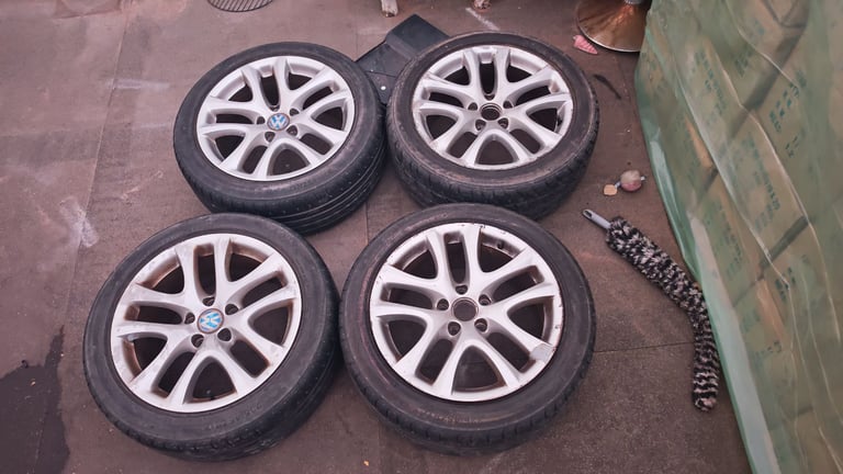 Vw scirocco alloy wheels 17" and 8J wide , 235/45/ZR17