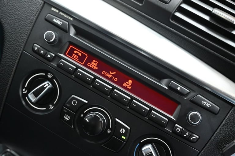 2012 BMW 1 Series 2.0 120d Exclusive Edition Coupe 2dr Diesel Steptronic Euro 5 (177 ps) Coupe Di...