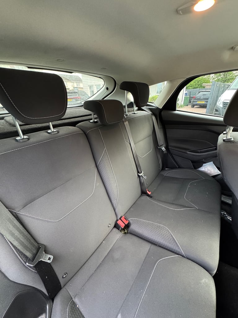 Ford, FOCUS, Hatchback, 2016, Manual, 999 (cc), 5 doors