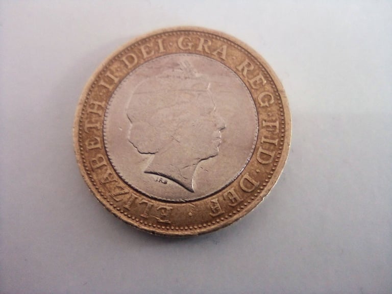 image for ST. PAUL'S CATHEDRAL 1945-2005 £2 COIN WITH MINTING ERROR