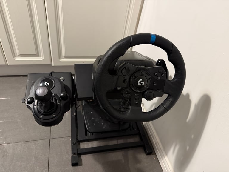 PlayStation 4/5 steering wheel, pedals and gear stick 