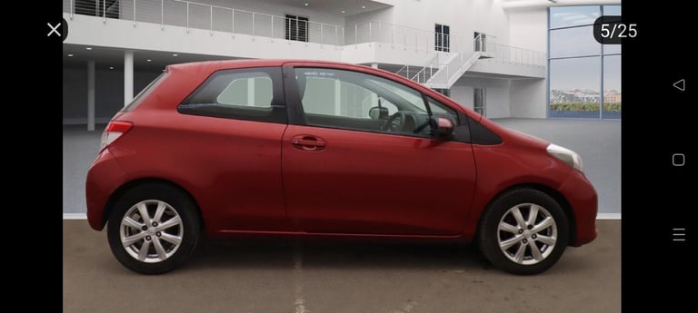 2013 Toyota Yaris 1.33 VVT-i TR 3dr ONE OWNER FSH SPARE KEY  HATCHBACK Petrol Manual