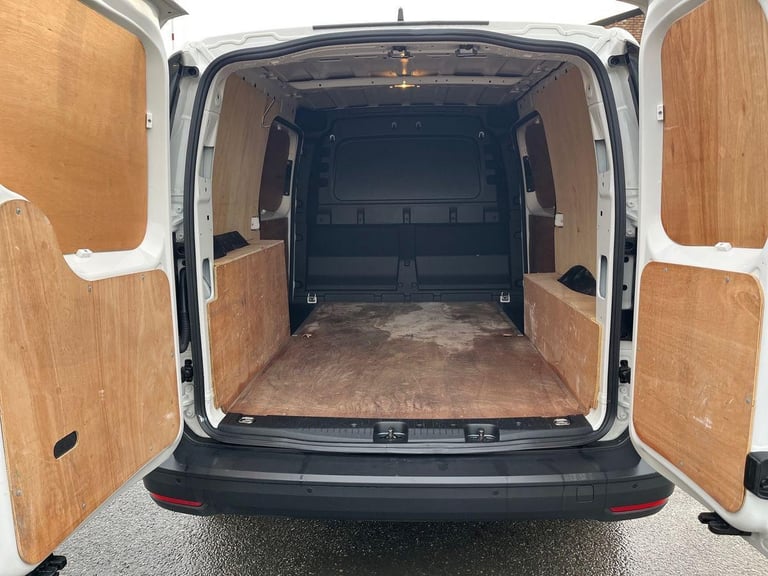 2022 Volkswagen Caddy Maxi 6 Dr 2.0 TDI C20 Commerce LWB E6 LOW MLS PLYLINED FSH