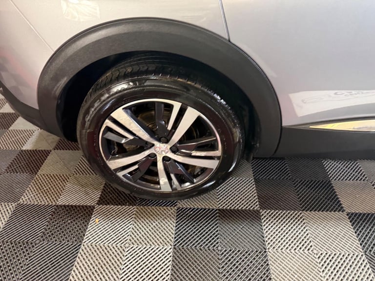2019 Peugeot 3008 1.2 PureTech Allure Euro 6 (s/s) 5dr HATCHBACK Petrol Manual