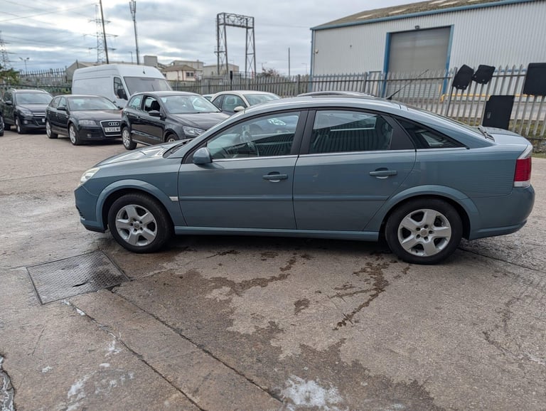 2006 Vauxhall Vectra 1.8i VVT Exclusiv 5dr HATCHBACK PETROL Manual