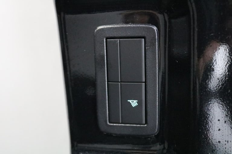 2024 Ford Transit Custom 2.0 EcoBlue 136ps H1 Van Limited PANEL VAN DIESEL Manual