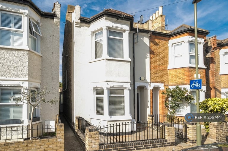 4 bedroom house in Ridley Road, Bromley, BR2 (4 bed) (#2667444)