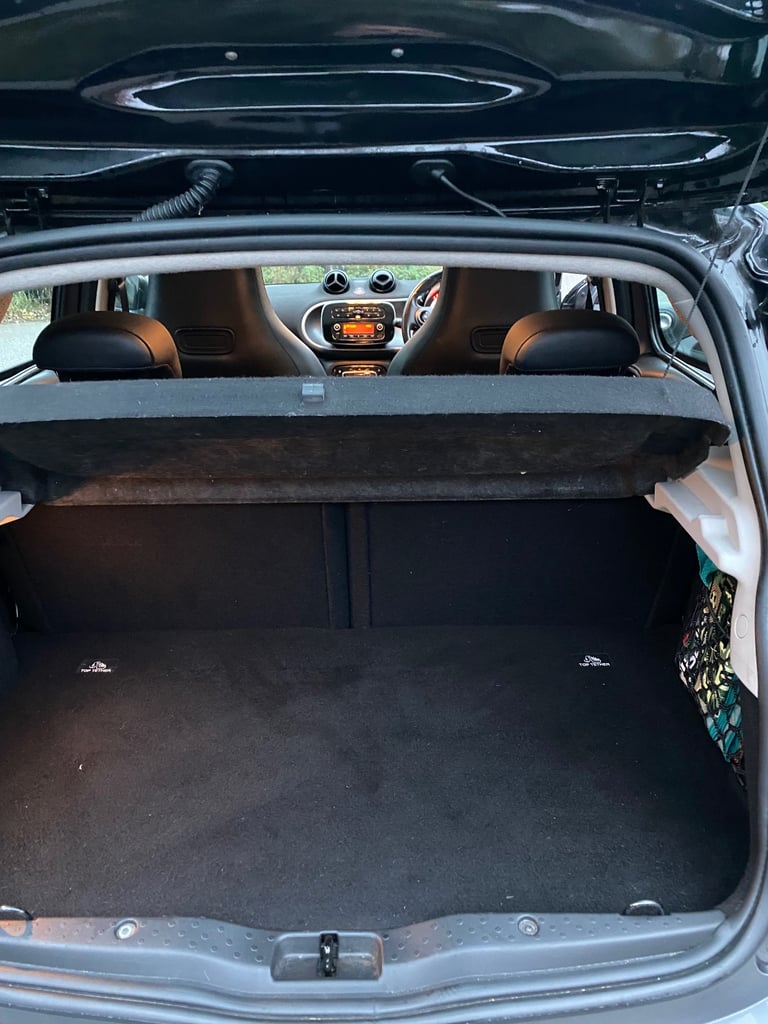 Smart, FORFOUR, Hatchback, 2017, automatic , 999 (cc), 5 doors