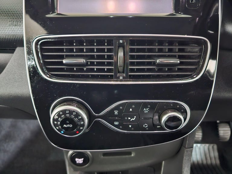 2018 Renault Clio 0.9 TCE 90 Dynamique S Nav 5dr HATCHBACK PETROL Manual