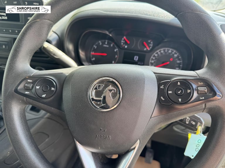 2020 Vauxhall Combo 2300 1.5 Turbo D 100ps H1 Sportive Van PANEL VAN DIESEL Manual