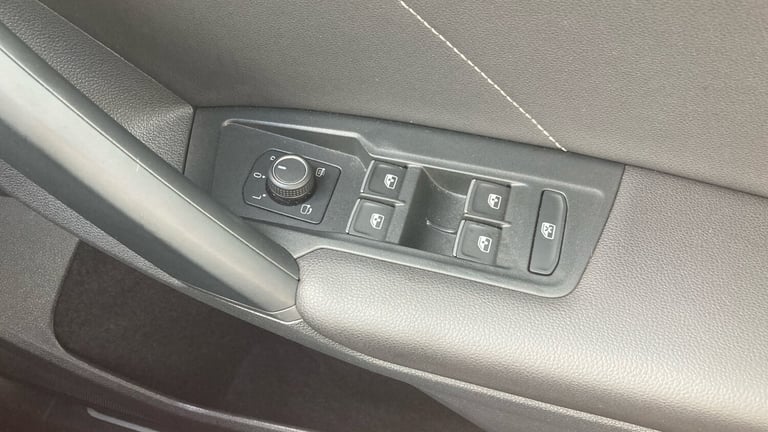 2023 Volkswagen Tiguan 2.0 TDI R-Line 5dr DSG Diesel Estate Estate Diesel Automatic