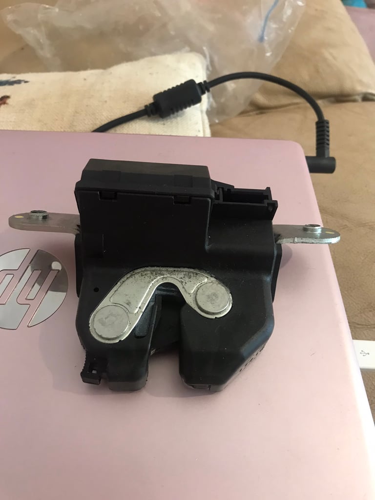 fiat 500 boot latch 