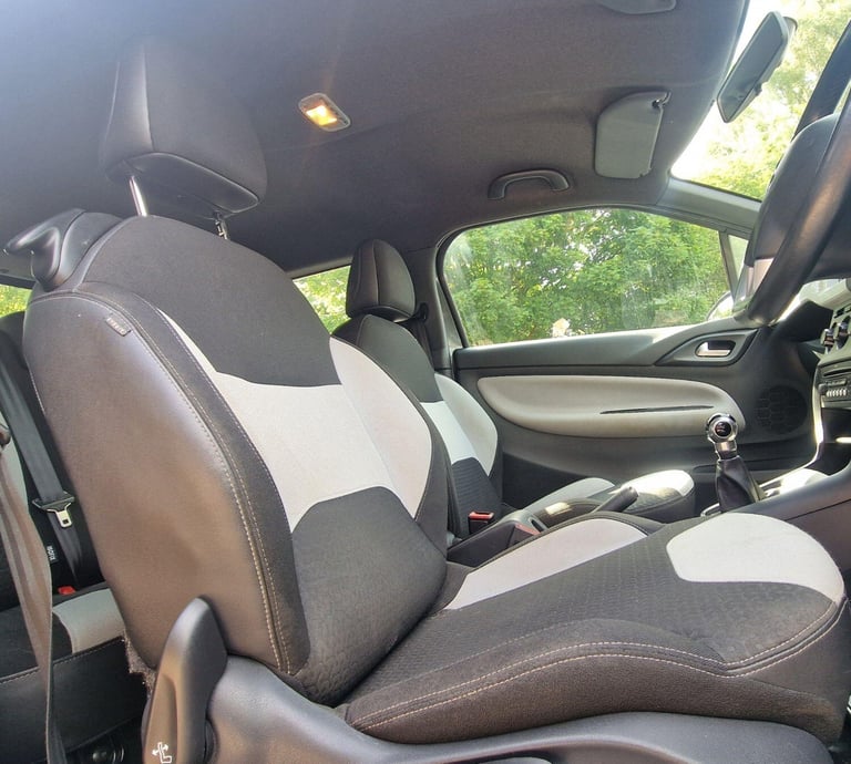 2014 Citroen DS3 1.2 VTi DSign Plus Euro 5 3dr HATCHBACK Petrol Manual