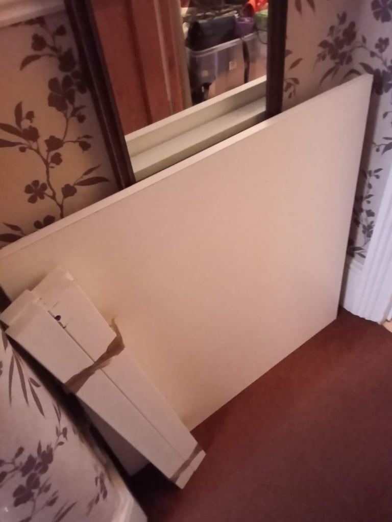 IKEA white Melltrop table with 2 chairs