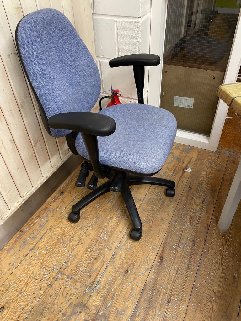 image for Office swivelling chair 