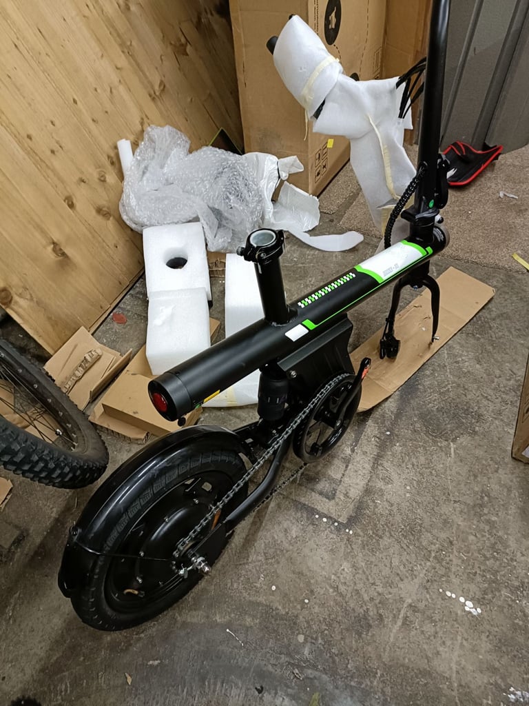 U1 Foldable Electric E-Bike Bicycle Pedal Assist Ideal for teens and camp