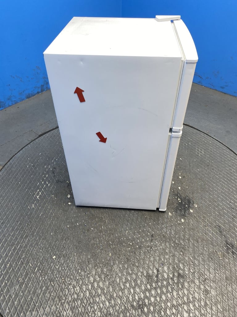 Igenix IG347FF 96 Litre Undercounter Fridge Freezer