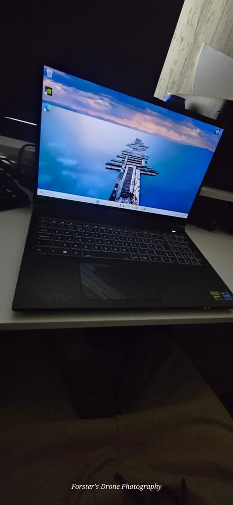 Gaming laptop gigabyte 