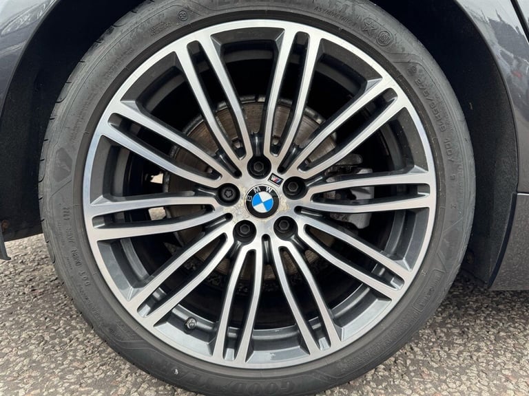 2019 BMW 5 Series 520d M Sport 4dr Auto SALOON DIESEL Automatic