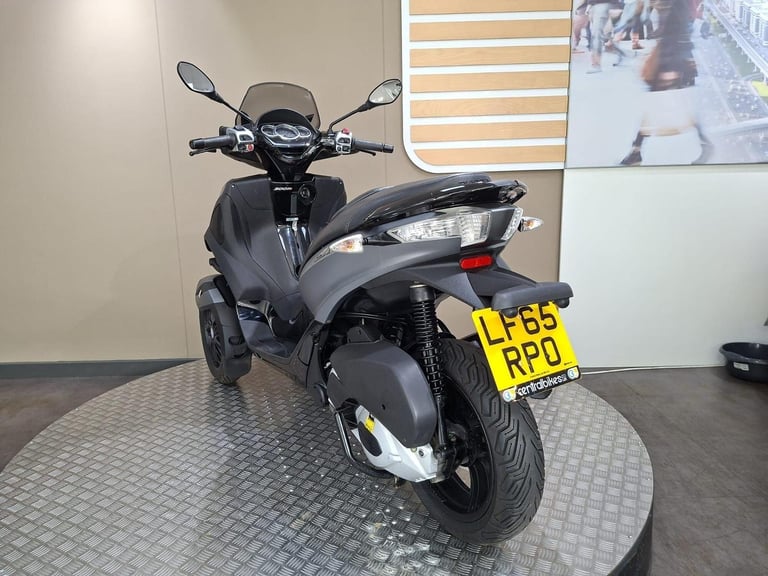 2015 Piaggio MP3 300 300 Yourban Sport LT