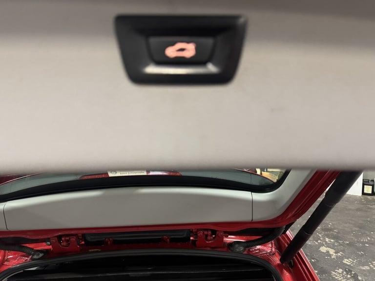 2012 BMW 3 Series 2.0 320D LUXURY TOURING 5DR Automatic Estate Diesel Automatic