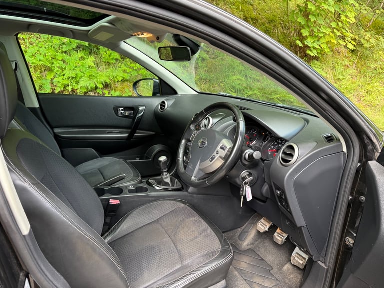 Nissan, QASHQAI, Hatchback, 2013, Manual, 1461 (cc), 5 doors