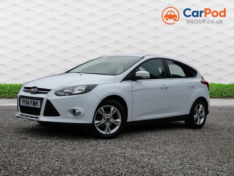 image for 2014 Ford Focus 1.6 Zetec 5dr *CAMBELT DONE+FSH+BLUETOOTH+AUX+2 KEYS* HATCHBACK Petrol Manual