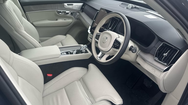 2025 Volvo XC90 2.0 B5 MHEV Ultra Bright Auto 4WD Euro 6 (s/s) 5dr ESTATE Petrol/Electric Hybrid ...