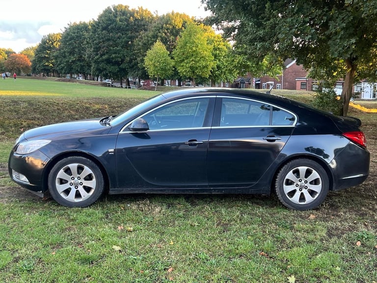 2011 Vauxhall Insignia 1.8i 16V SRi 5dr HATCHBACK Petrol Manual