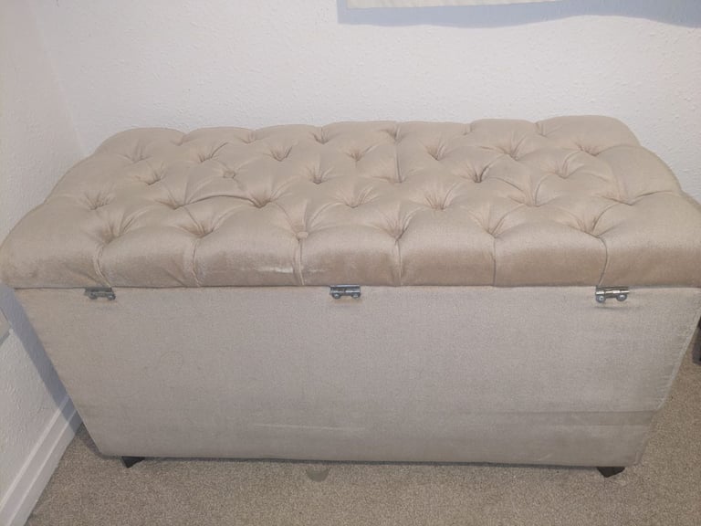 image for End of bed storage bench
