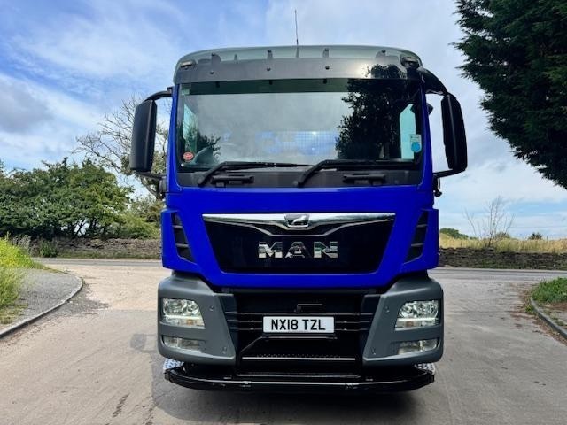 2018 18 MAN TGS 32.420 E6 8x4 Whale 4000gln stainless steel vacuum tanker