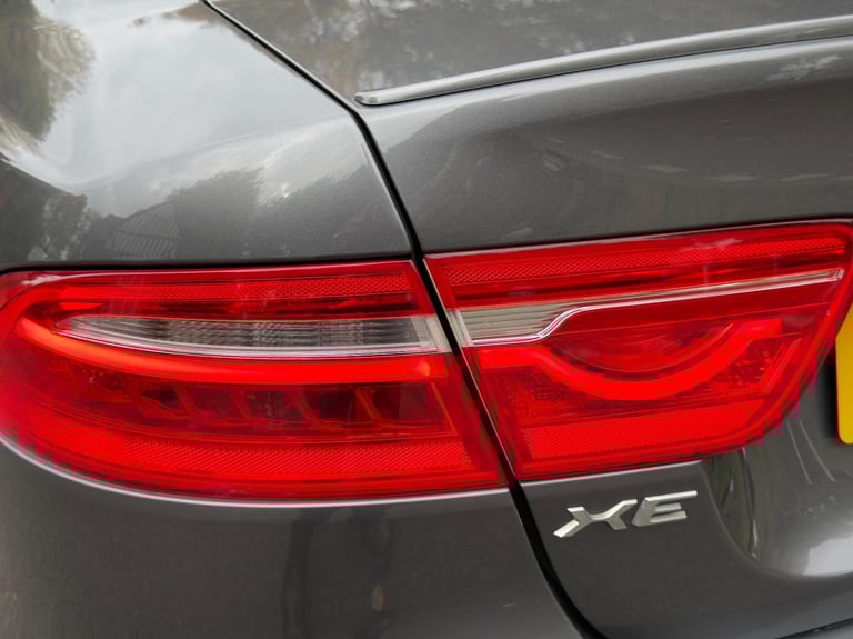2016 Jaguar XE 2.0d R-Sport Auto Euro 6 (s/s) 4dr SALOON Diesel Automatic