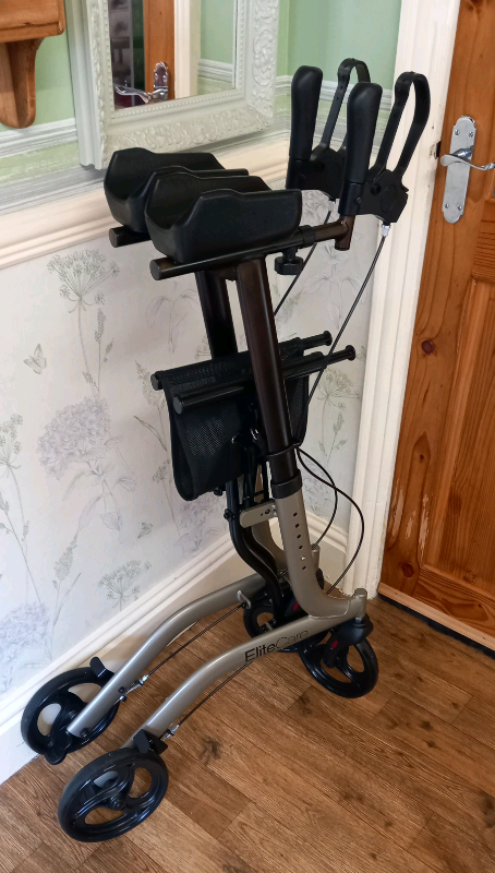 Elite Care Stand Up Walking Stroller With Seat and Forearm Supports. 