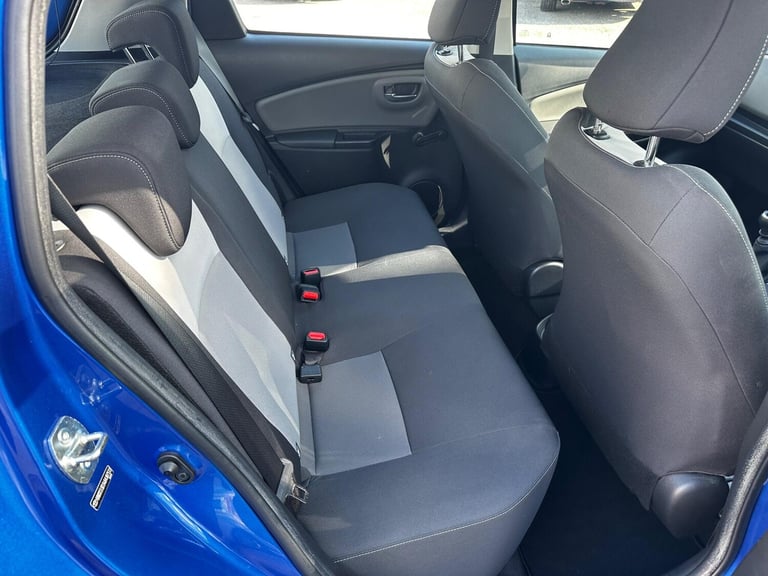 2019 Toyota Yaris 1.5 VVT-i Icon Tech Euro 6 5dr HATCHBACK Petrol Manual
