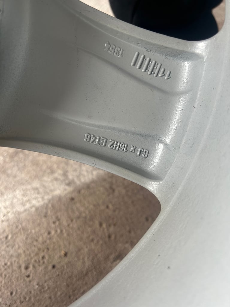 4 x Refurbished Mercedes 16 inch Alloy wheels with 2 x Dunlop + 2 x Avon 195 55 16 tyres (8mm)