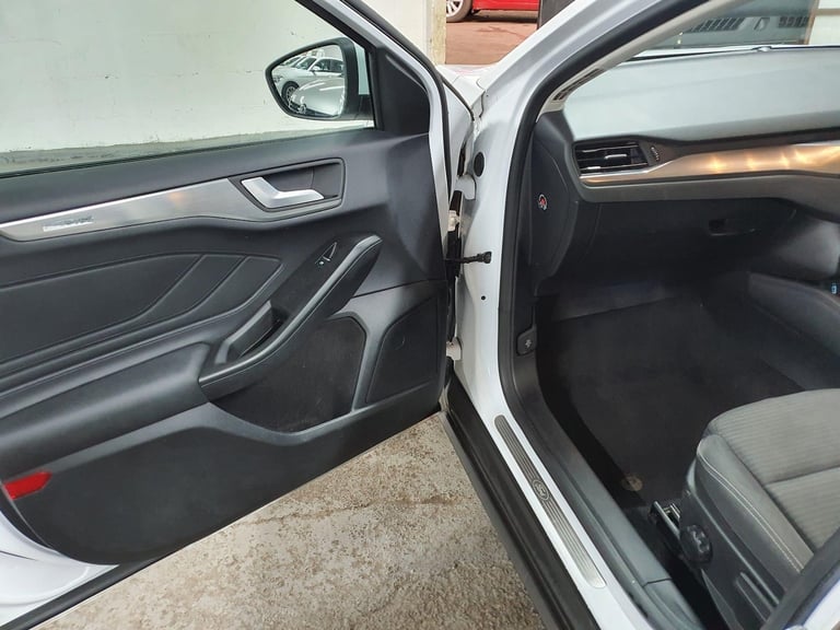 2018 Ford Focus 1.5 EcoBlue Titanium Euro 6 (s/s) 5dr HATCHBACK Diesel Manual