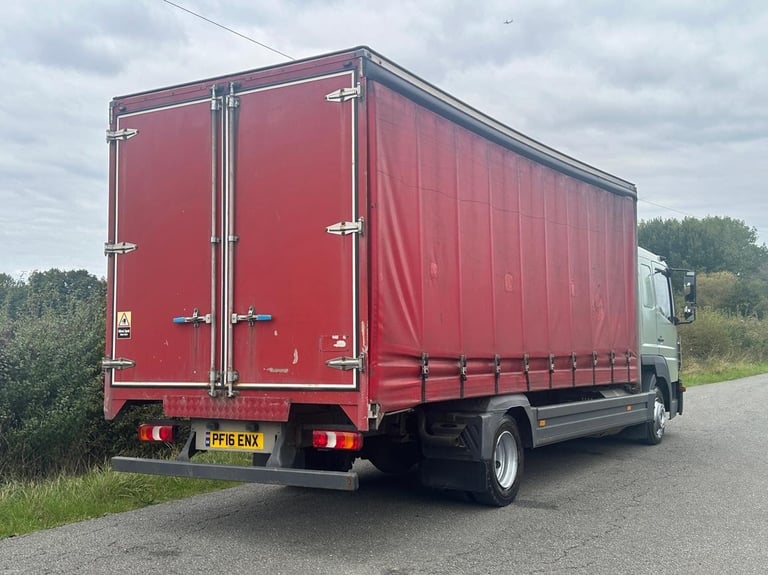 Mercedes-Benz Atego 816 4 X 2 Sleeper Curtainsider