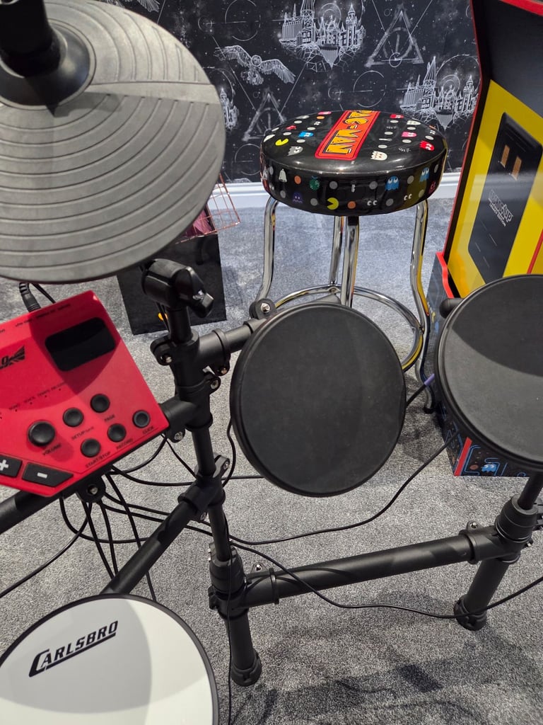 Carlsbro Drum kit 