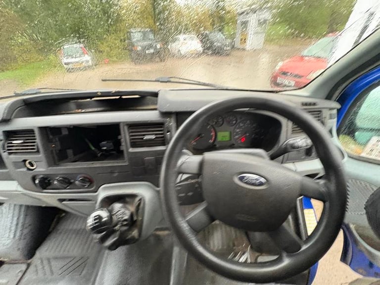 2011 Ford Transit Medium Roof Van TDCi 100ps PANEL VAN DIESEL Manual