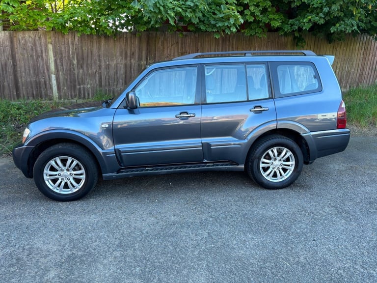2005 Mitsubishi Shogun 3.5 V6 GDI Elegance 5dr Auto ESTATE Petrol Automatic