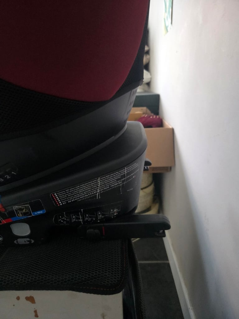 Joie spin 360 car seat 