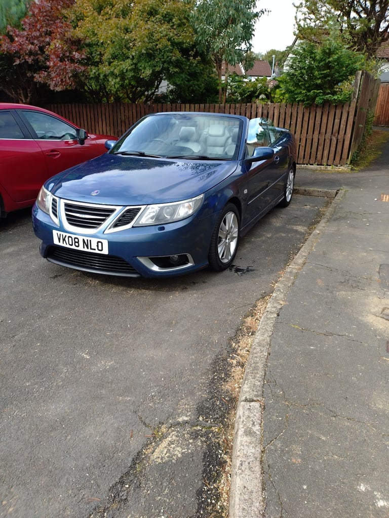 SAAB 93 AERO Convertible 2.0L turbo, manual gearbox. 2008 ULEZ compliant.