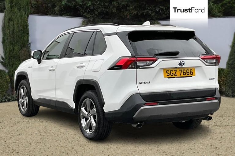 2020 Toyota RAV4 2.5 VVT-i Hybrid Design 5dr CVT**REAR CAMERA - FRONT &amp; REAR SENSORS - POWER ...