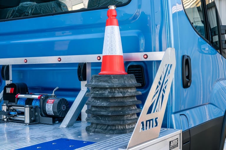 IVECO DAILY 5.2 TONNE RECOVERY TRUCK AND BRIAN JAMES T6 6 METRE CAR TRANSPORTER 