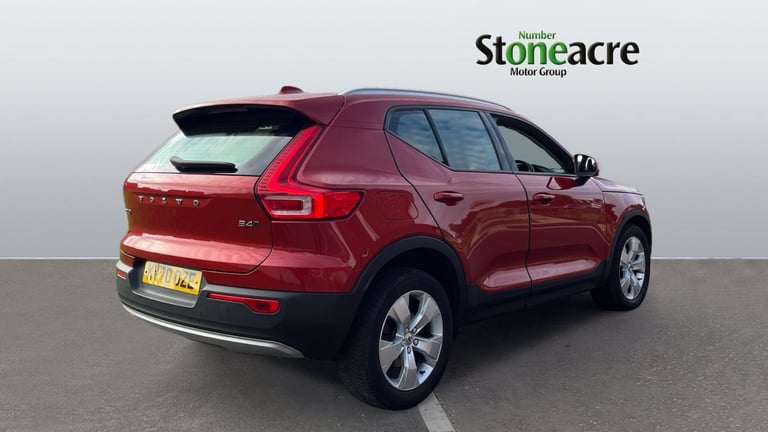 2020 Volvo XC40 Momentum B4 AWD mild hybrid ESTATE Petrol/Electric Hybrid Automatic