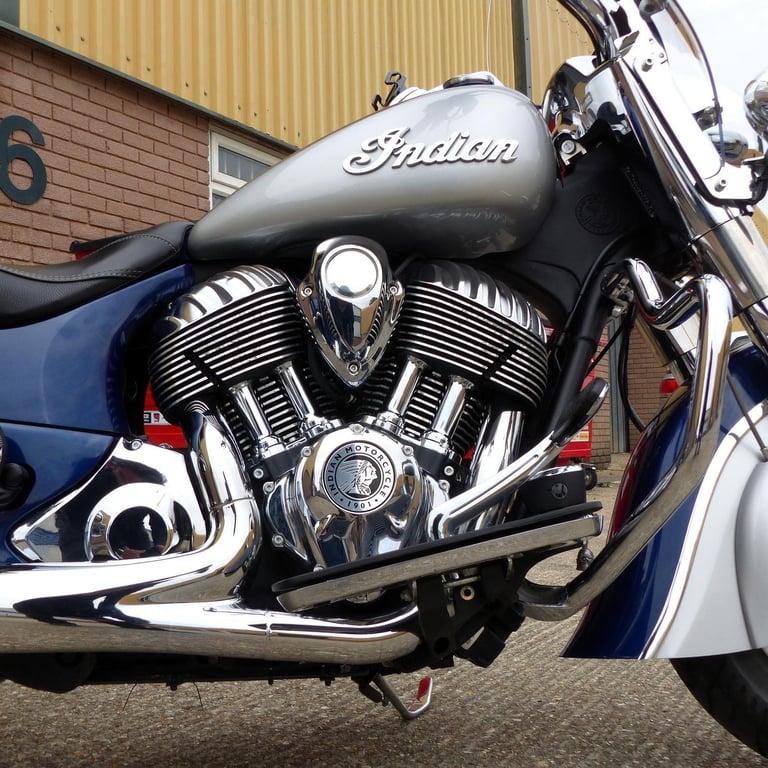 Immaculate 2017 Indian Springfield Chief – Fully loaded- One Owner- Full History