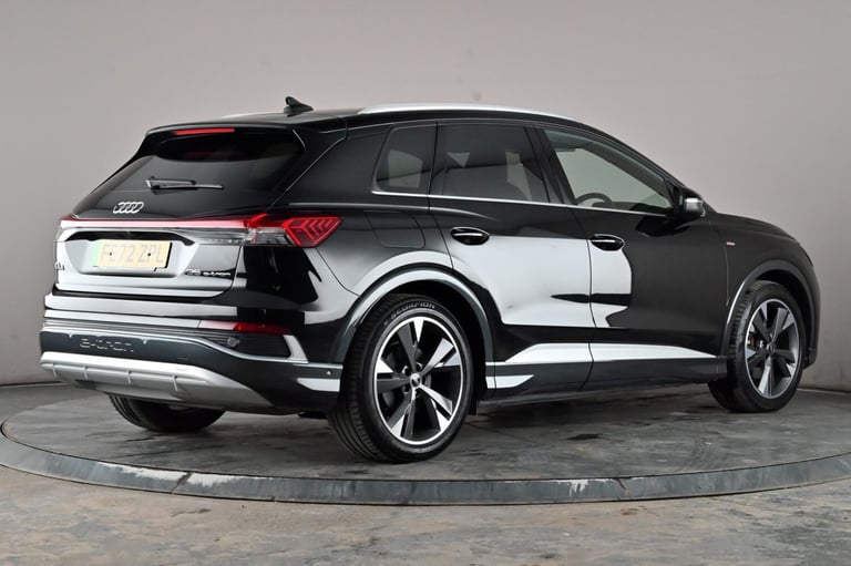  Audi Q4 E Tron 35 S Line Suv 5dr Electric Auto 55kwh 170 Ps Electric