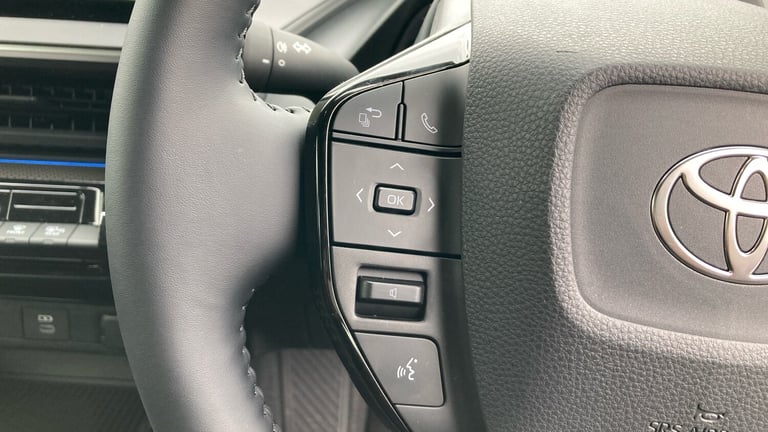 2025 Toyota Prius 2.0 PHEV Design 5dr CVT HATCHBACK PETROL/ELECTRIC Automatic