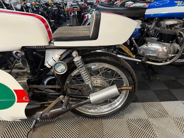 1982 YAMAHA RS200, CAFE RACER, lovely bike, px welcome 