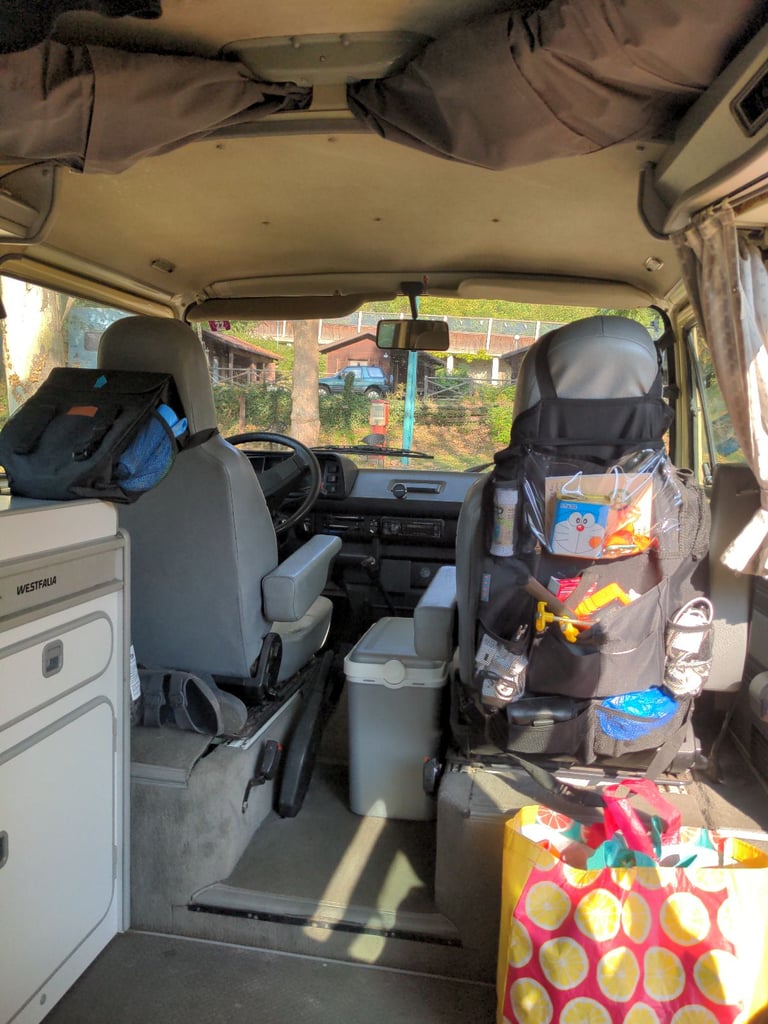 VW T25 Campervan – Great Condition!